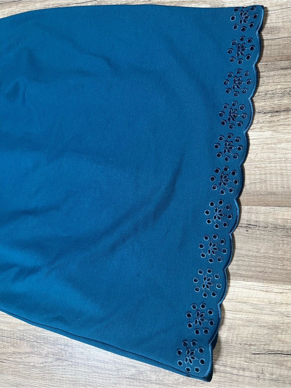 NWT Talbots Teal Blue Scallop Neckline Eyelet Sheath Dress - Size 4 - Picture 16 of 17